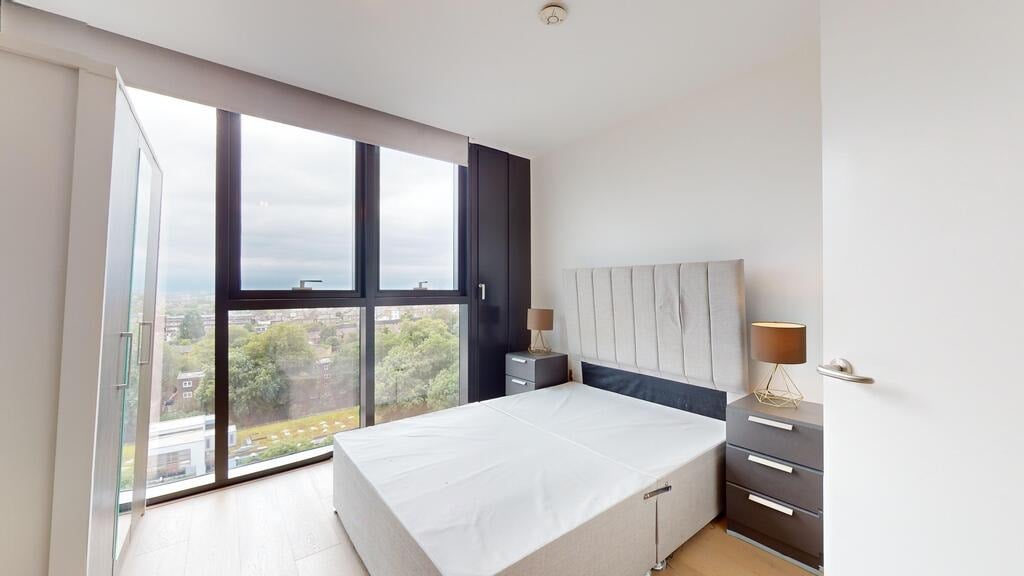 Flat Highgate Hill in Greater London