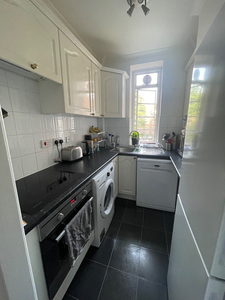 Flat Heathfield Terrace in Greater London