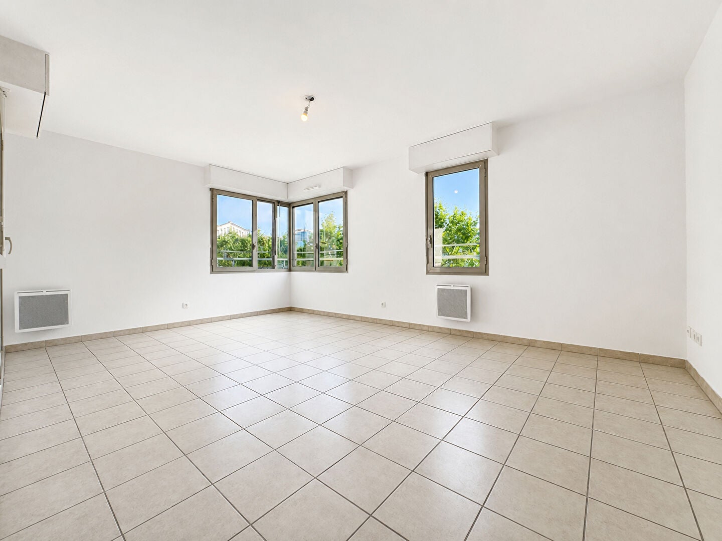 Flat Rue Loubon in Marseille