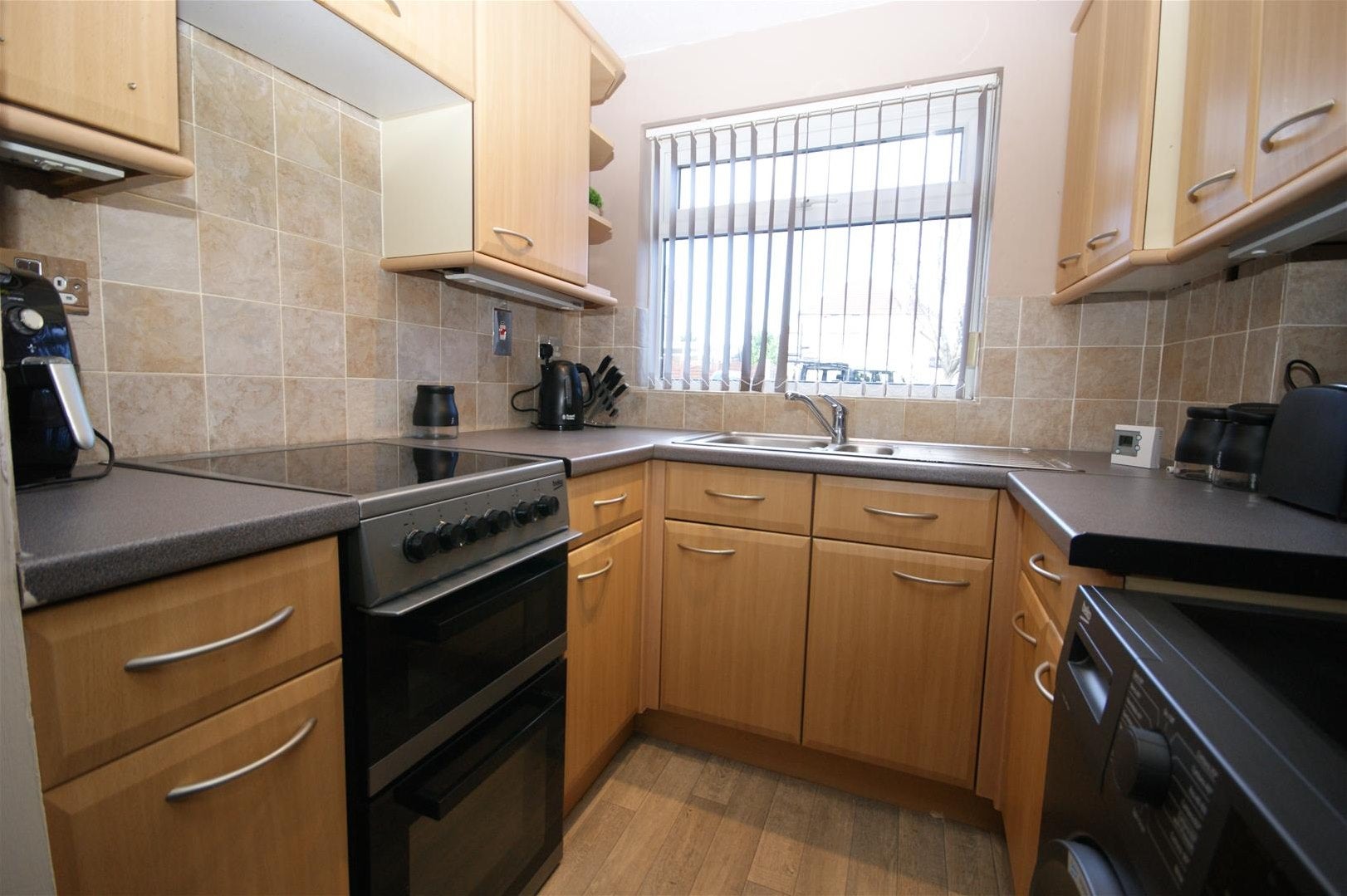 House Cromwell Close in Calderdale
