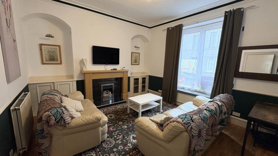 Flat Wallfield Crescent in Aberdeen City