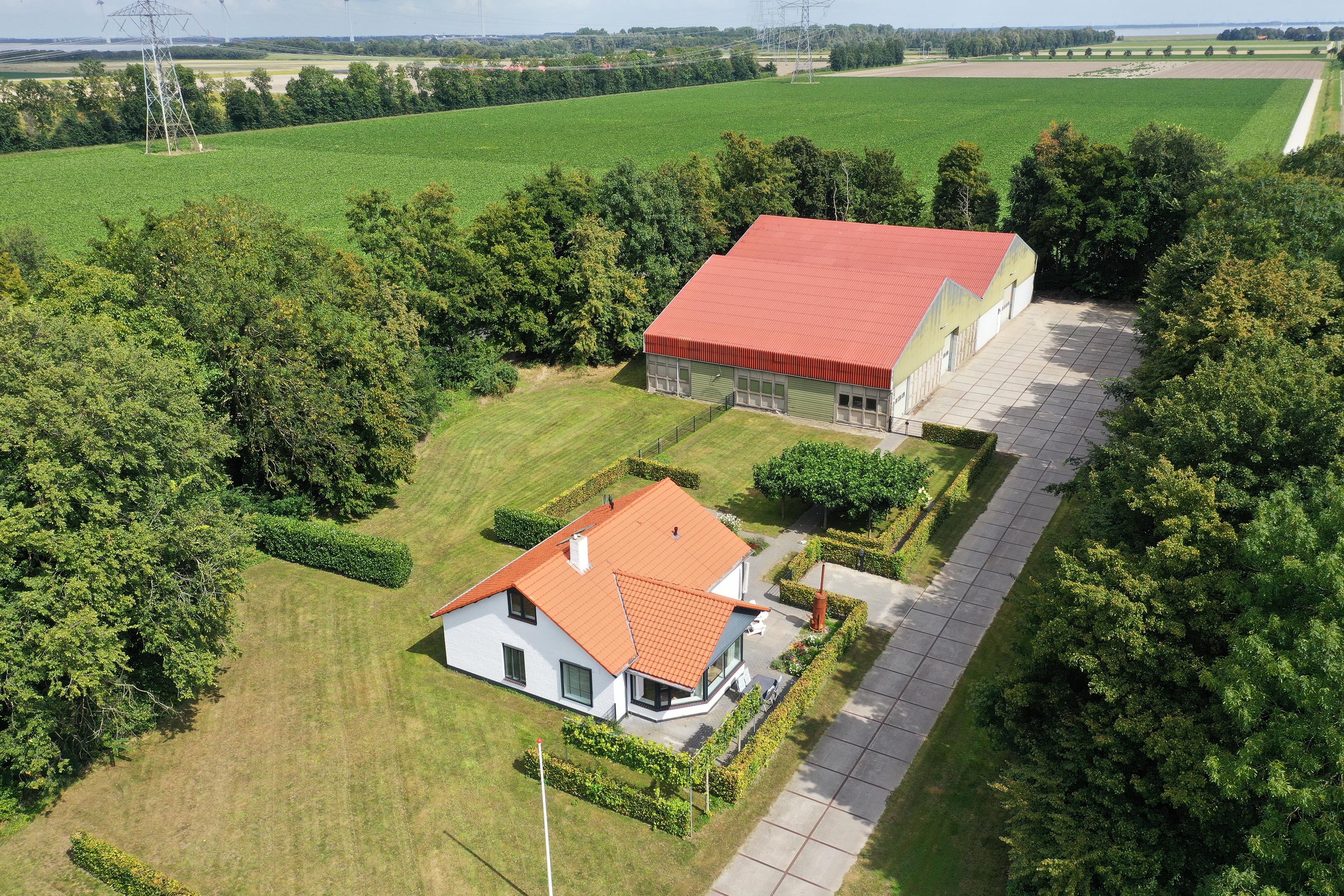 Vrijstaande woning te koop: Rivierduinweg 1, Swifterbant