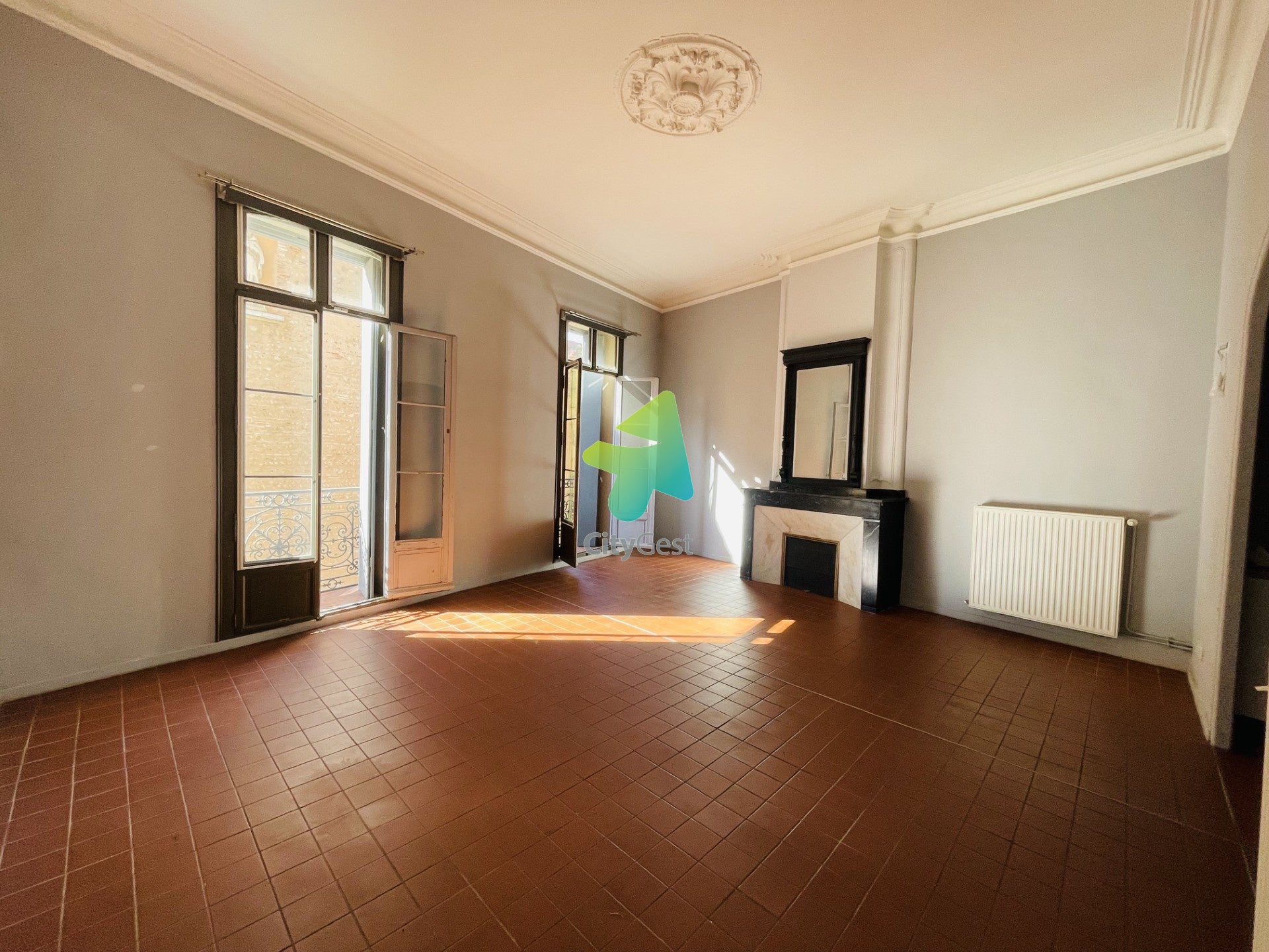 Flat Avenue Pierre Cambres in Perpignan