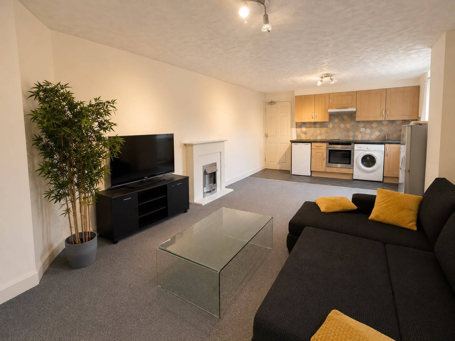 Flat Woodborough Road in Nottingham
