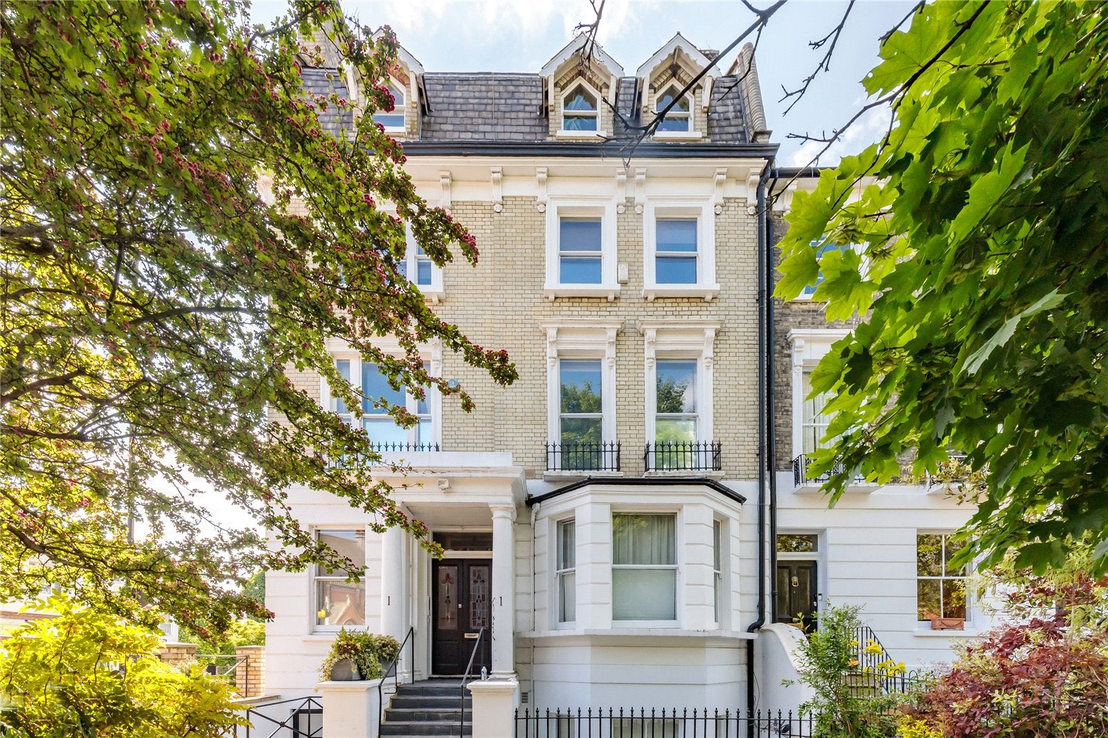 Flat North Road in Greater London