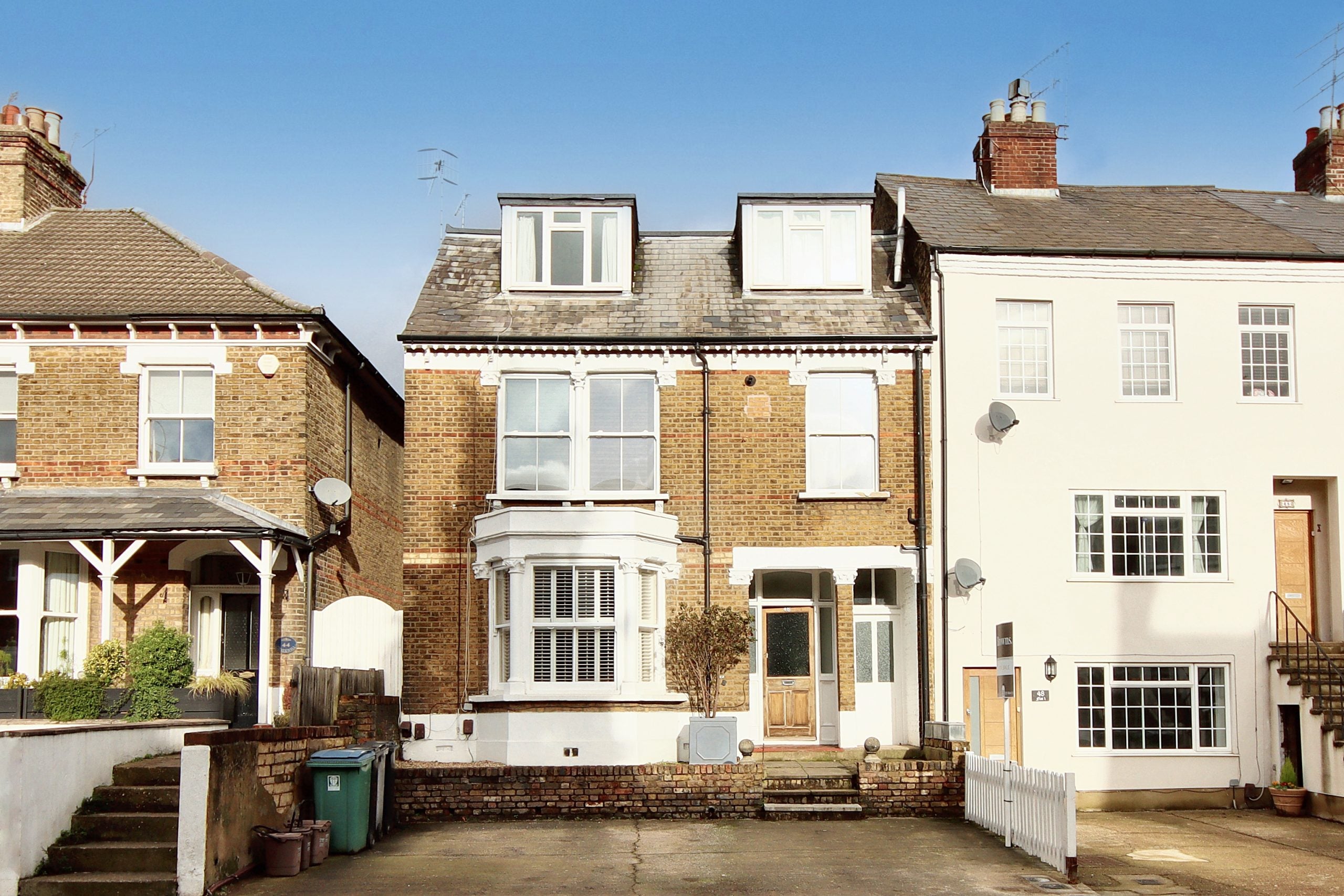 Flat Chalk Hill in Watford