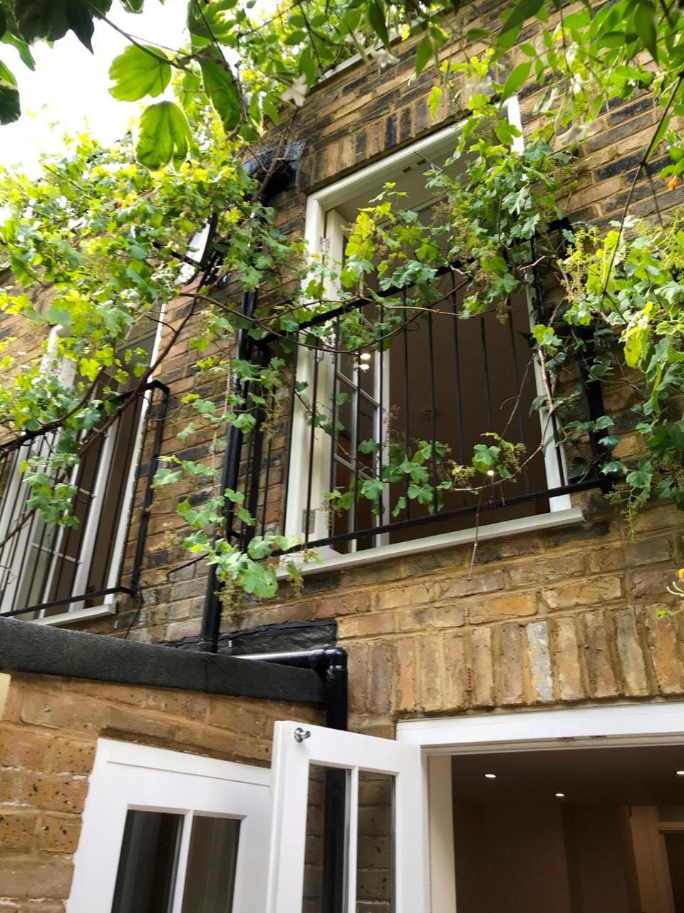 Flat Churton Street in City of Westminster