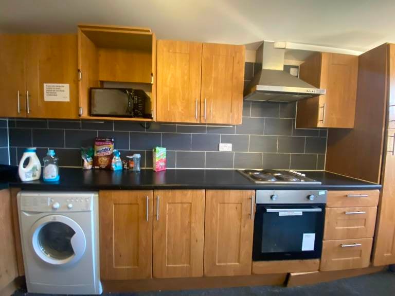Room Claremont in Bradford