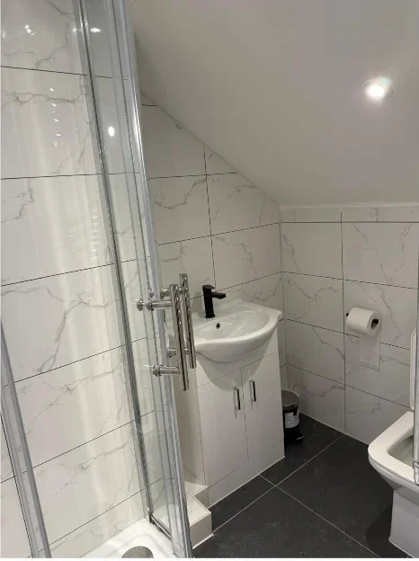 Room Hardinge Road in Ashford