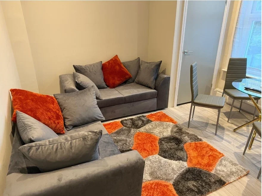 Room Hardinge Road in Ashford