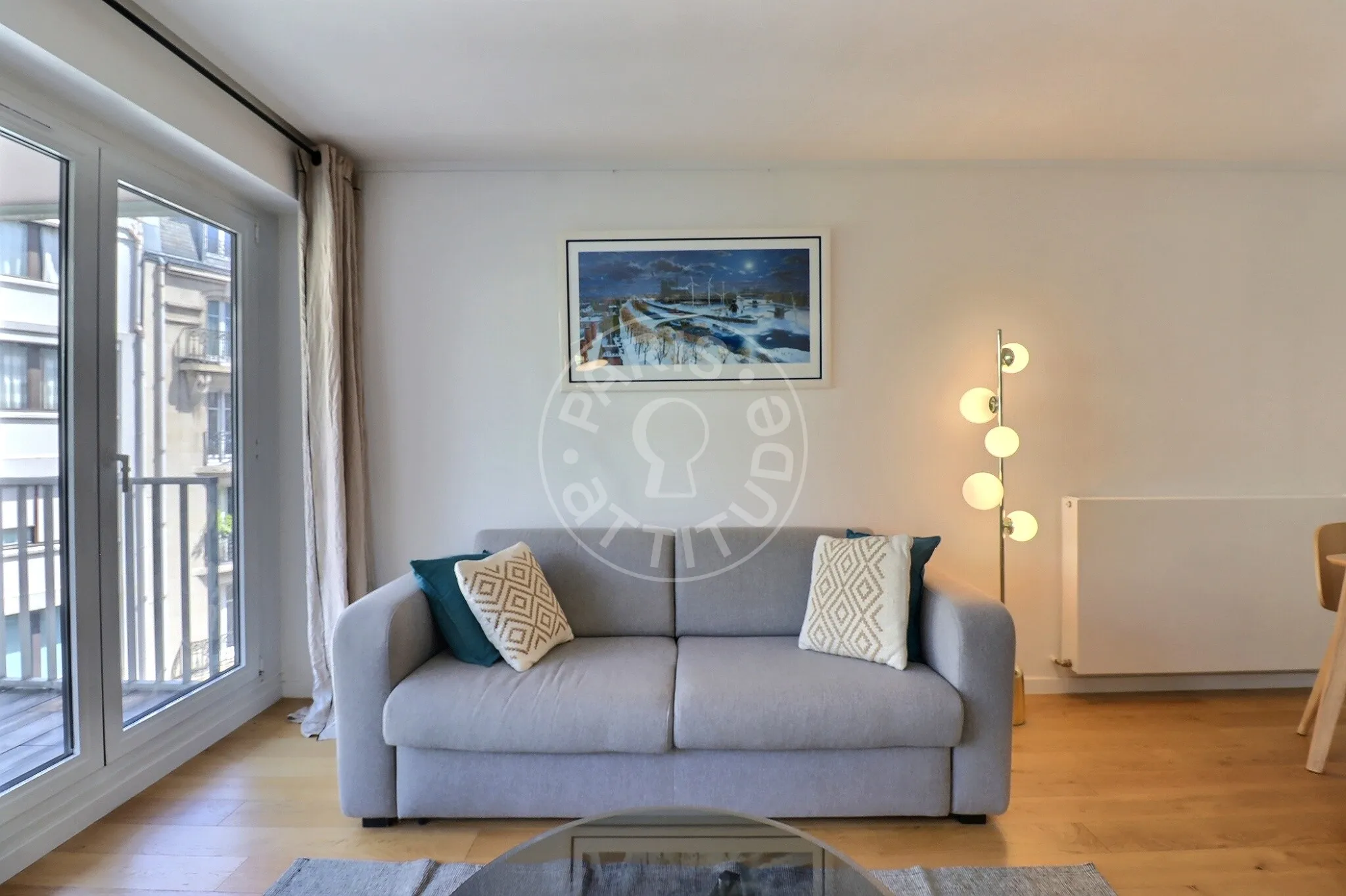 Flat Rue Jules Vallès in Paris