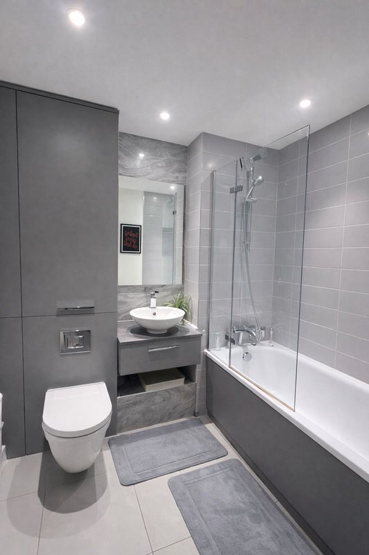 Flat Leyton Road in Greater London