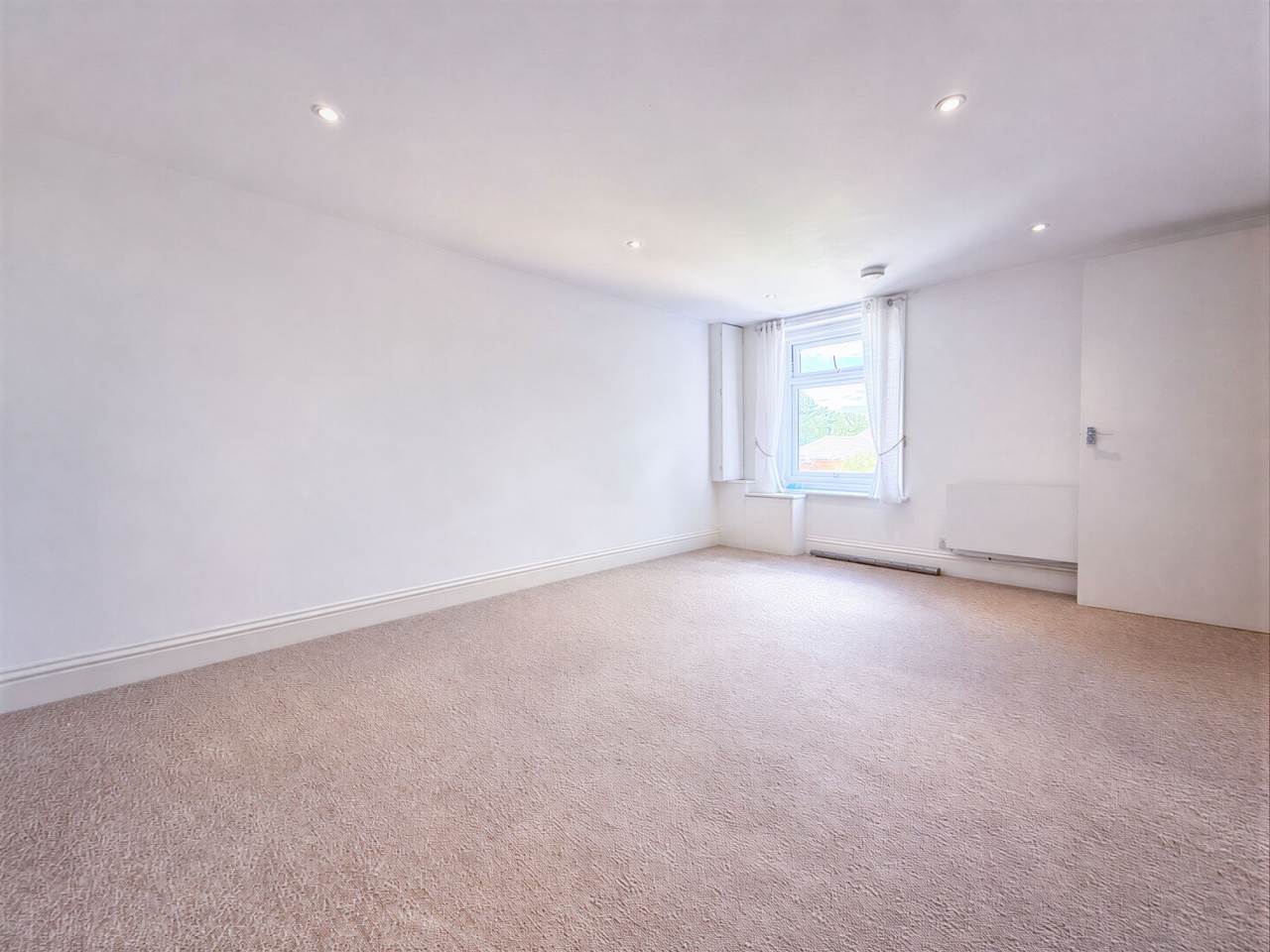 Flat Bargates in Christchurch