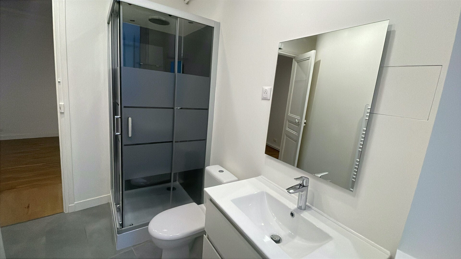 Flat Place Monge in Paris