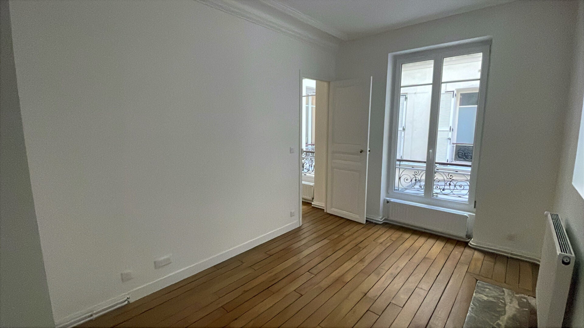 Flat Place Monge in Paris