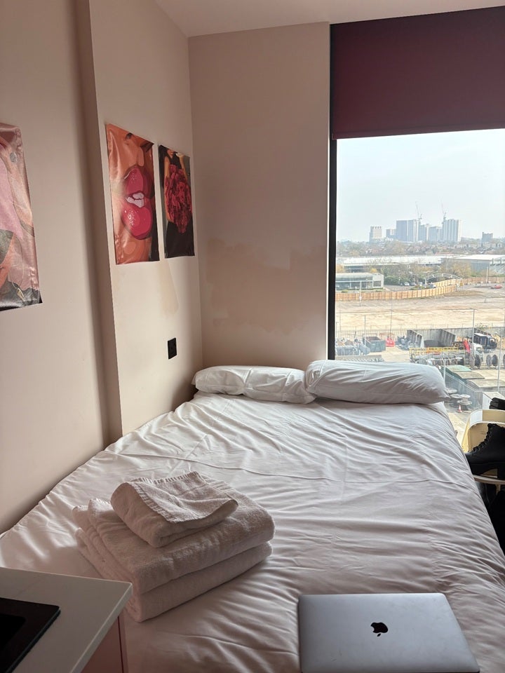 Flat Uxbridge Road in Greater London