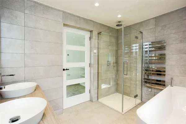 Flat Hawkhurst Road in Rother