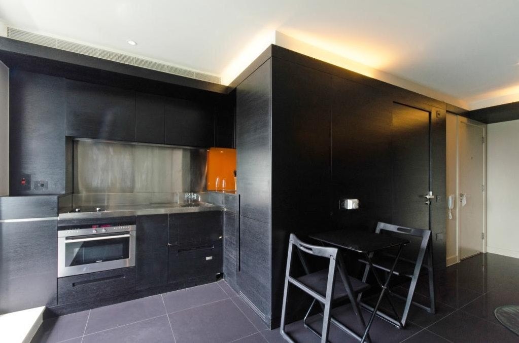 Flat Millharbour in Greater London