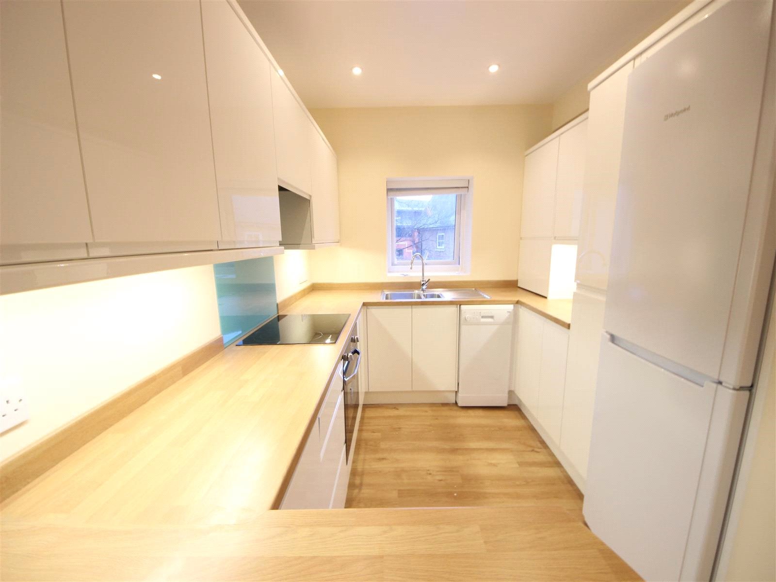 Flat Farnham Road in Guildford