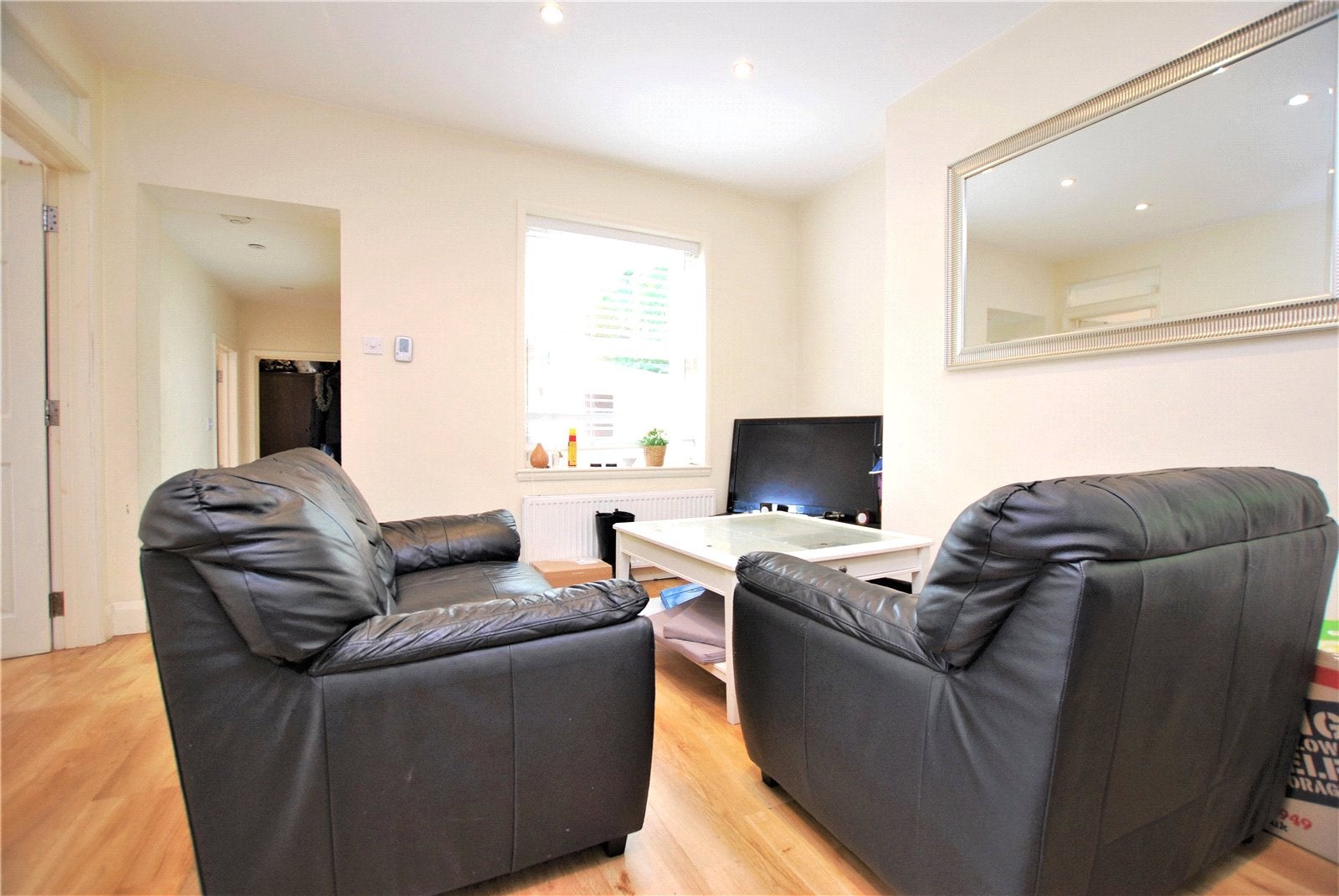 Flat Farnham Road in Guildford