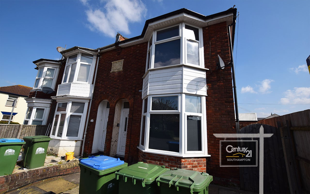 Flat Carlisle Road in Southampton