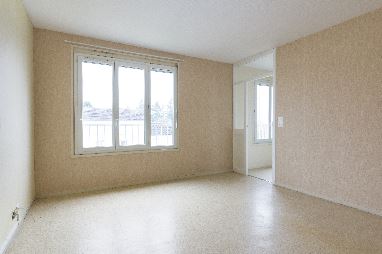 Appartement Rue Pierre et Marie Curie à Le Blanc
