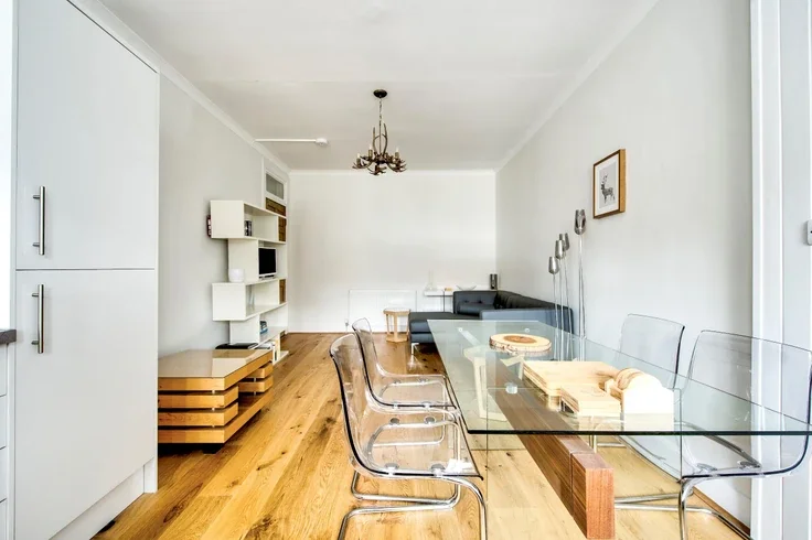 Flat Makars' Court in City of Edinburgh