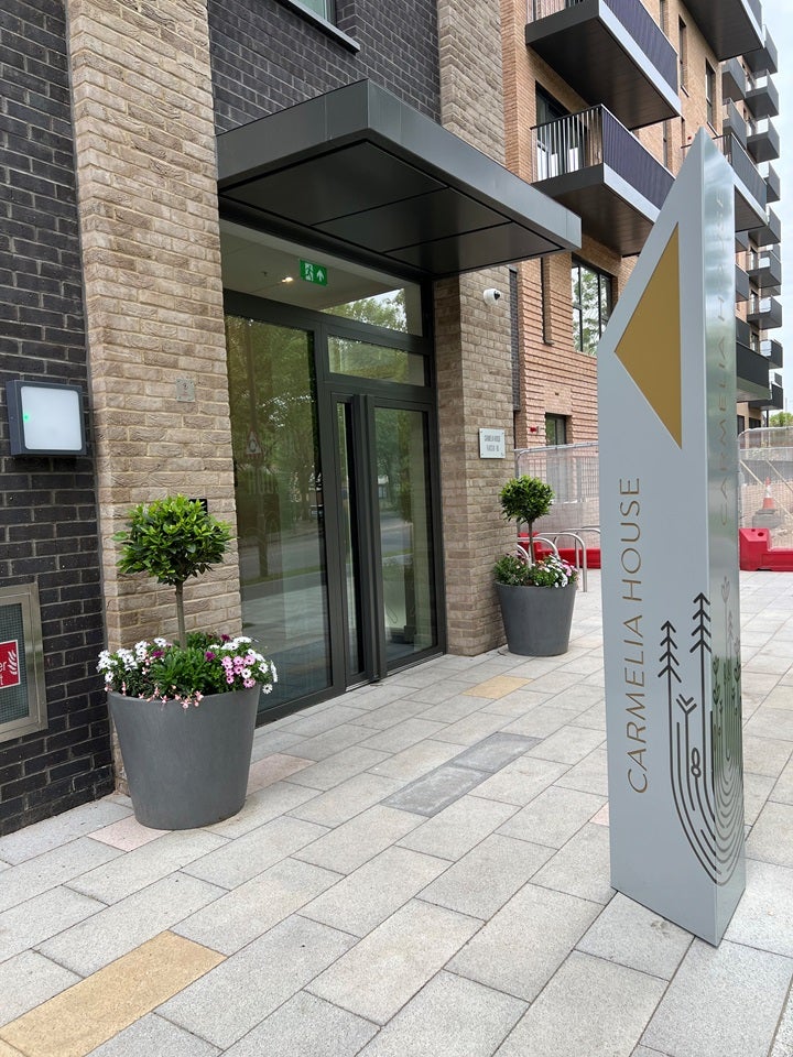 Flat Chancellor Place in Greater London