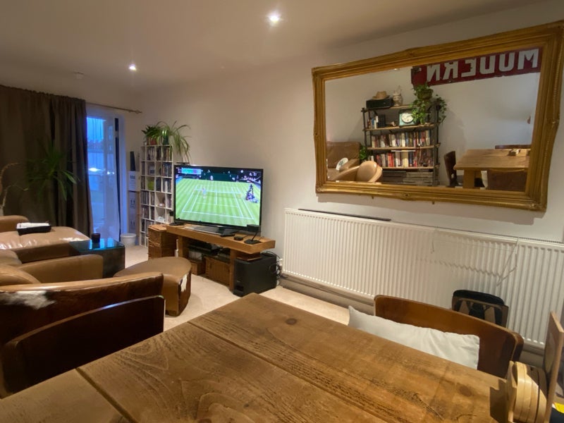 Room Brickfield Road in Greater London