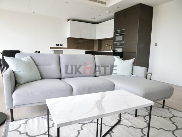 Flat Warwick Lane in London