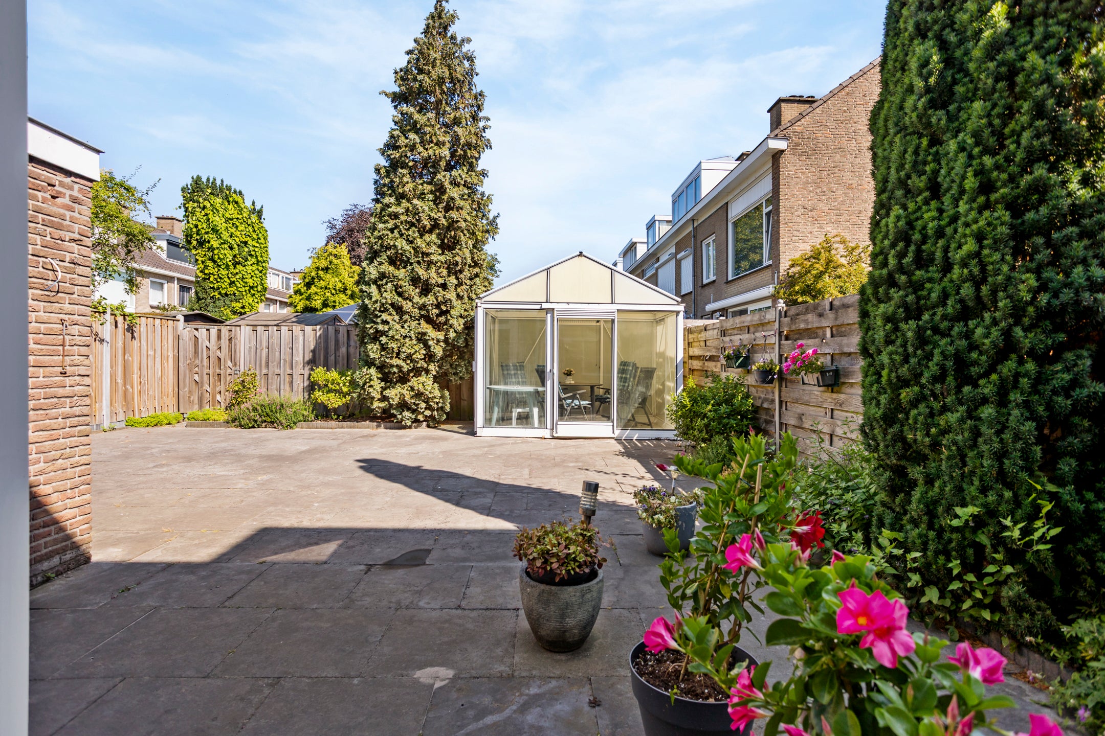 Tussenwoning te koop: Sir Winston Churchilllaan 382, Rijswijk