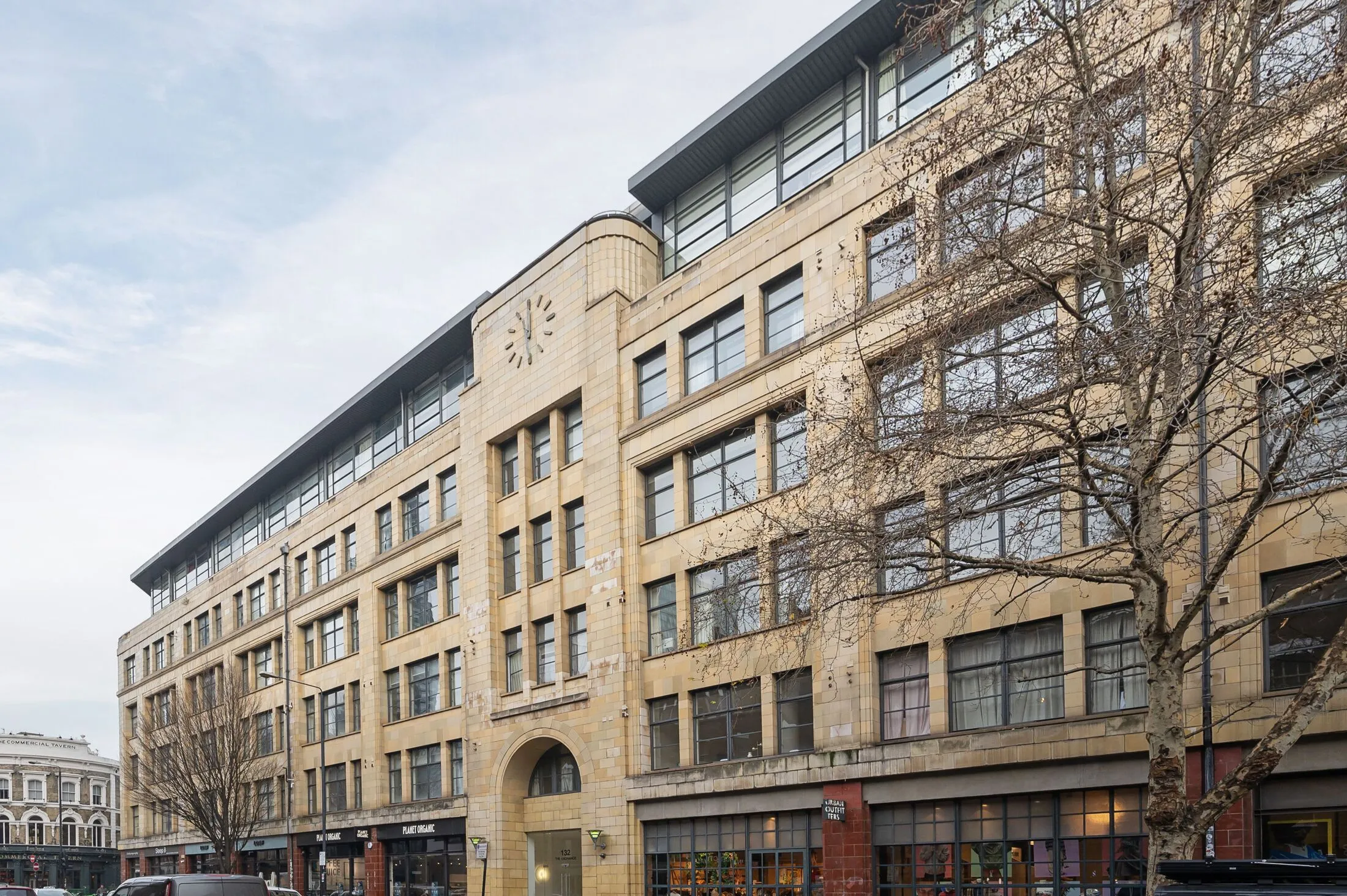 Flat Folgate Street in Greater London