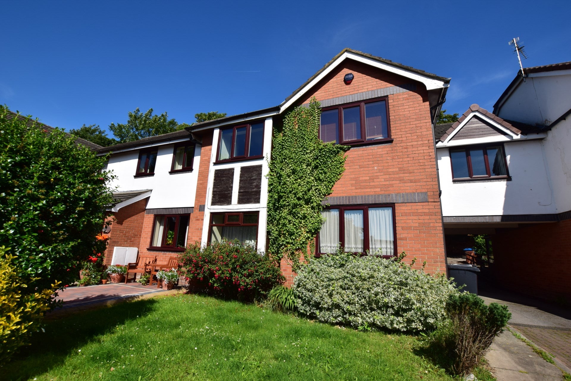 Flat The Conifers in Borough of Fylde