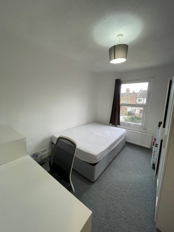 Room Shortlands Road in Greater London