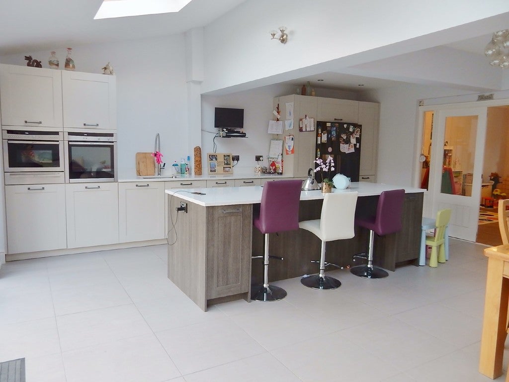 House Margaret Close in Greater London