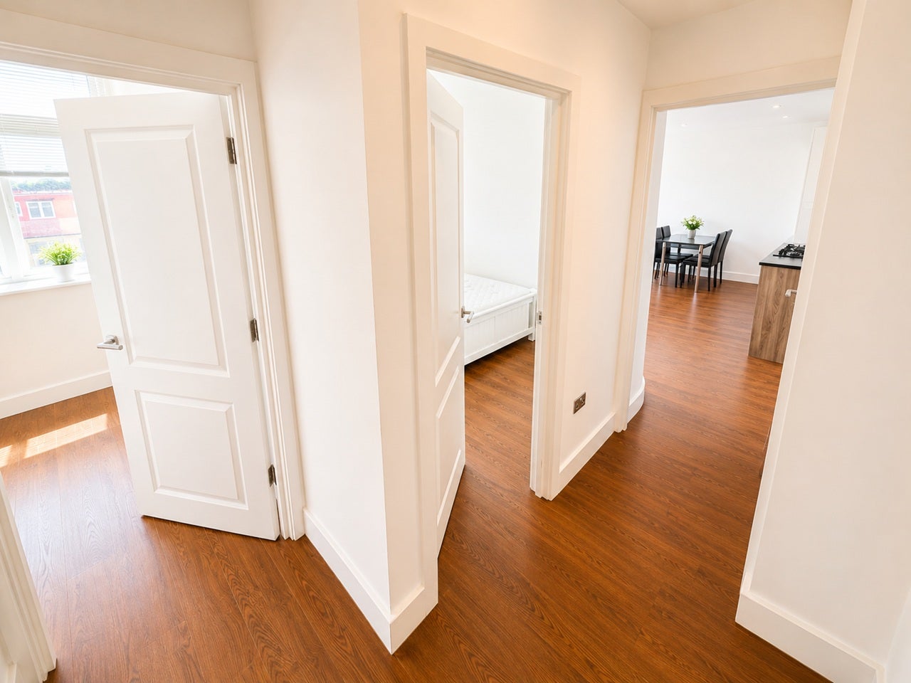 Flat Westbourne Court in Greater London
