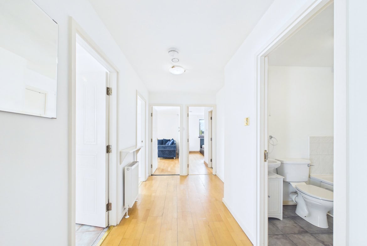 Flat Rutland Court in Glasgow