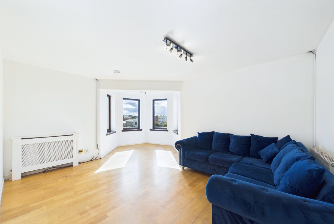 Flat Rutland Court in Glasgow