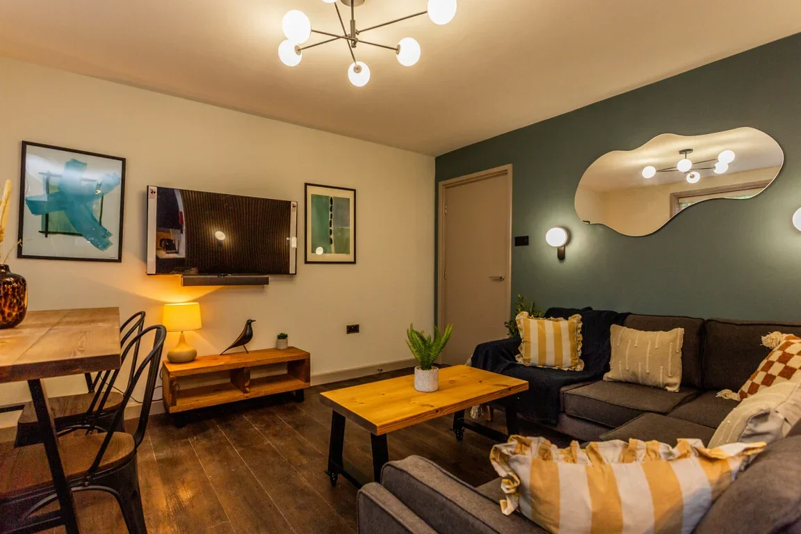 Flat Brass Thill in Durham