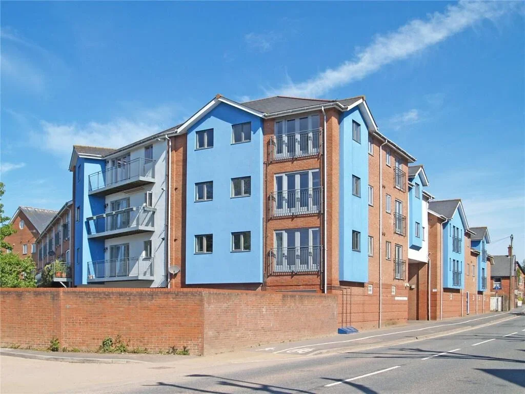 Flat Princess Alexandra Court in Exeter