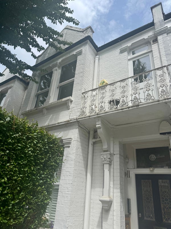 Room Rostrevor Road in Greater London