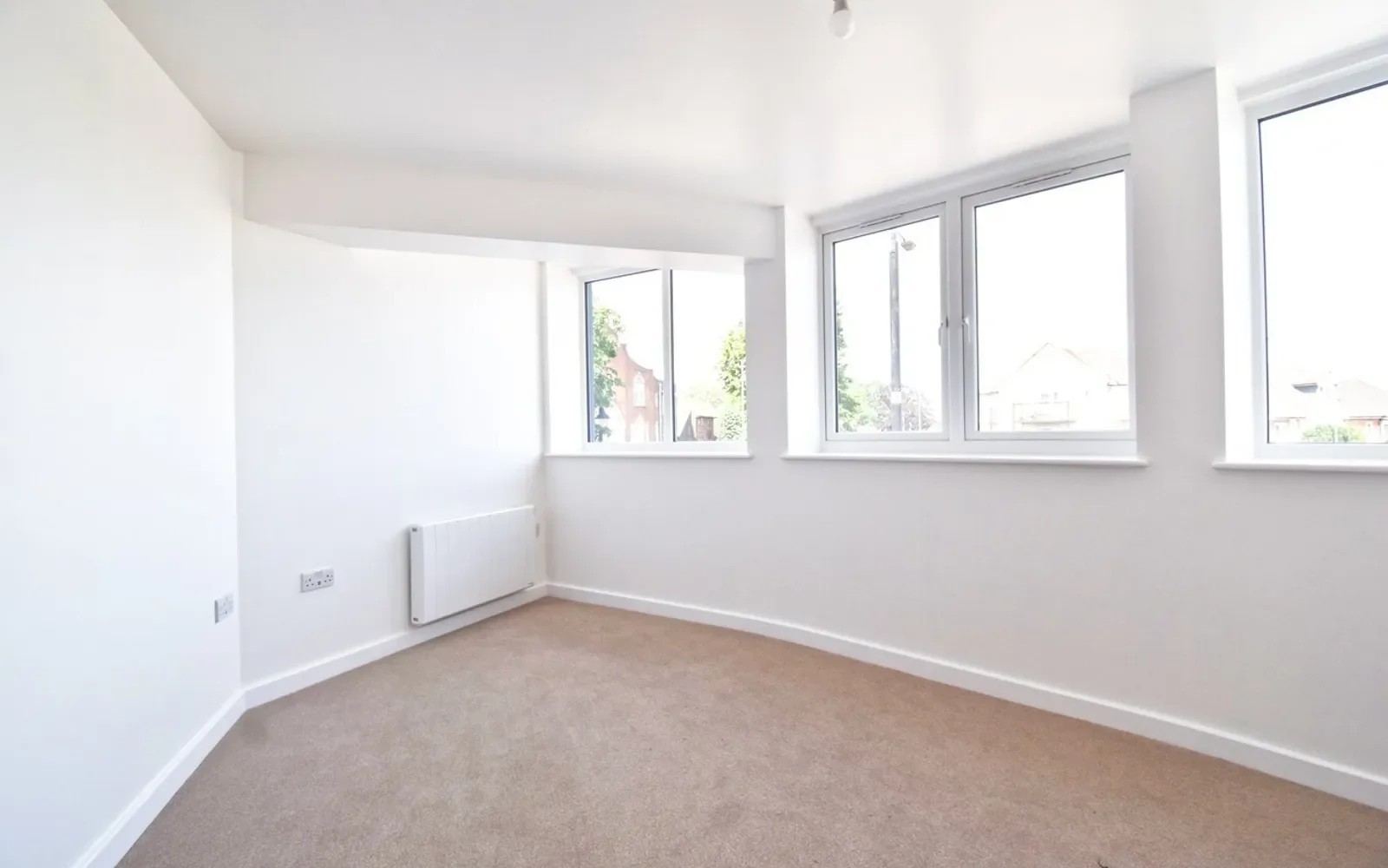 Flat Araby Corner in Borough of Spelthorne