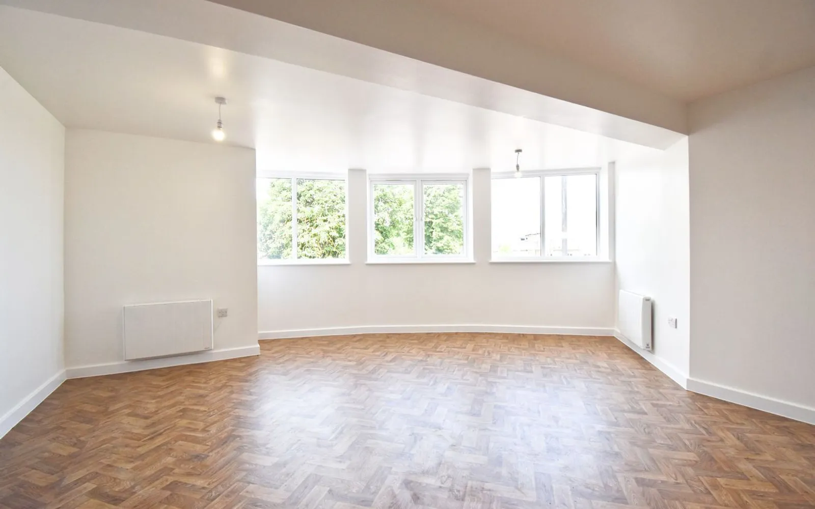 Flat Araby Corner in Borough of Spelthorne