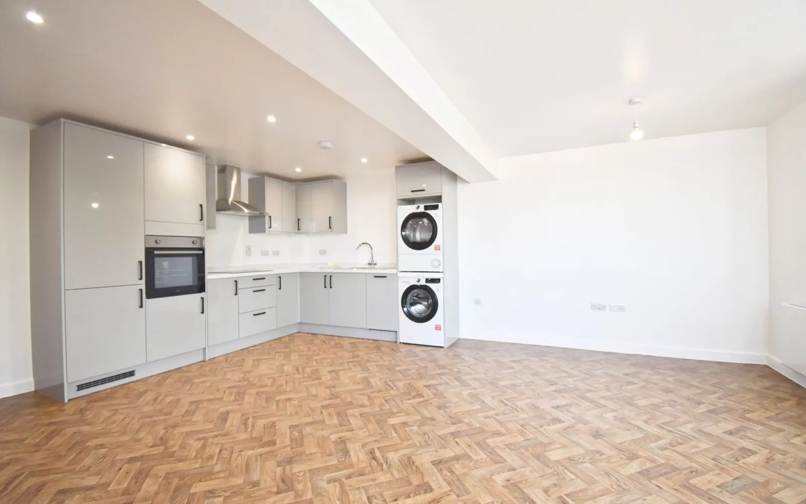 Flat Araby Corner in Borough of Spelthorne