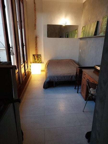 Flat Rue Edmond Rostand in Marseille