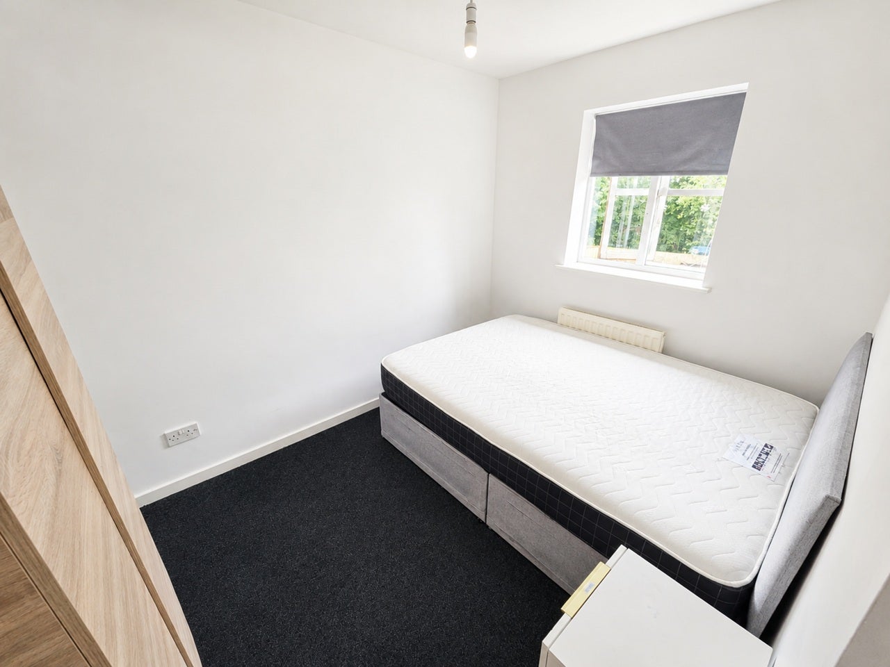 House Weymouth Close in Greater London