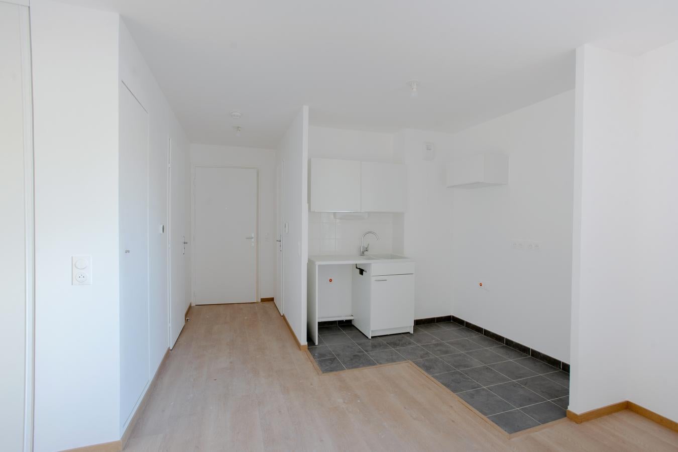 Flat Rue Pierre Brossolette in Guyancourt