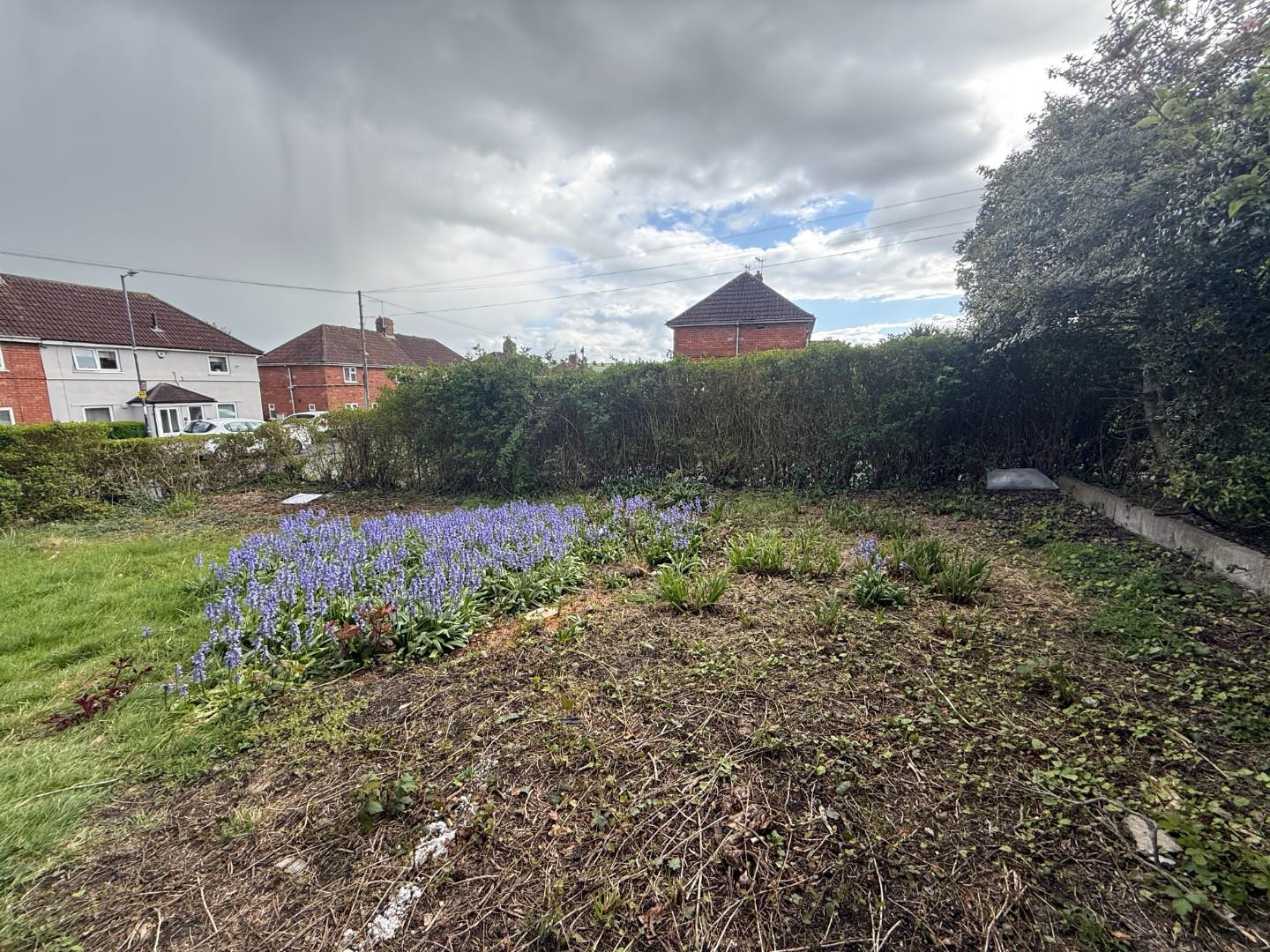 Flat Tyntesfield Road in Bristol
