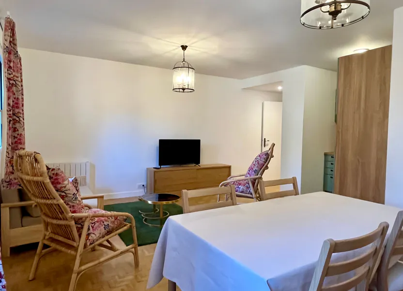 Flat Rue Exelmans in Versailles