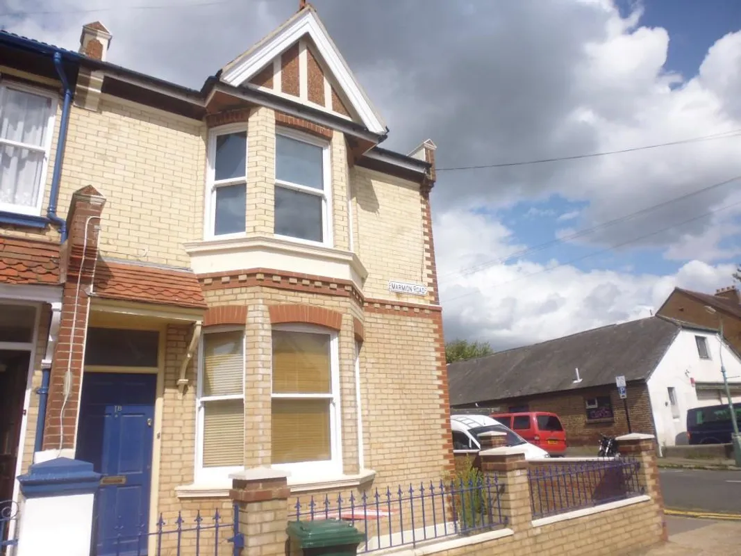 Flat Marmion Road in Portslade by Sea